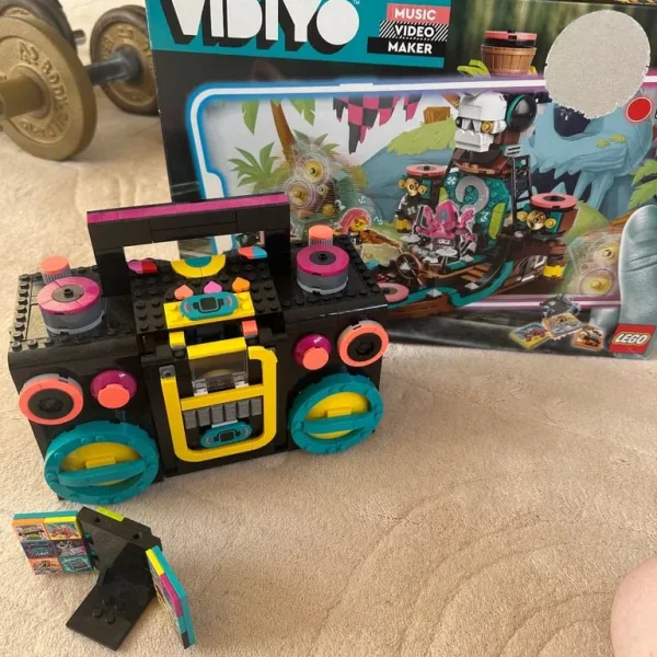 Lego VIDIYO boom box and punk pirate ship missing minifigures