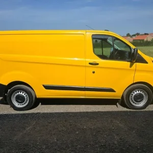 2022 Ford Transit Custom 2.0 EcoBlue Leader Panel Van - Image 8