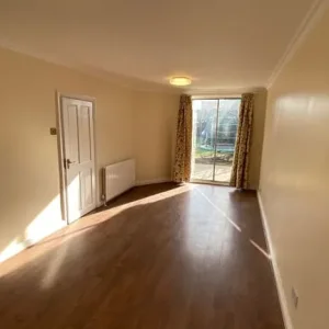 3 Bed Mid-Terrace House in Holbrooks - Image 3