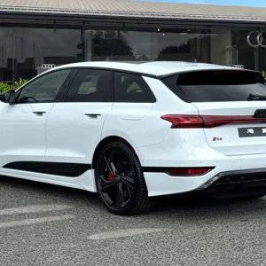 2025 Audi S6 e-tron Avant 100kWh Edition 1 Auto quattro 5dr Estate Automatic - Image 2