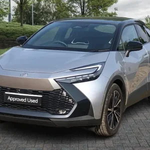 2024 Toyota C-HR 2.0 PHEV Excel 5dr CVT SUV Hybrid Automatic - Image 3