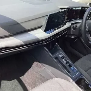 2023 Volkswagen Golf Estate 1.5 eTSI Life 5-door DSG - Image 2