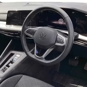 2023 Volkswagen Golf Estate 1.5 eTSI Life 5-door DSG - Image 6