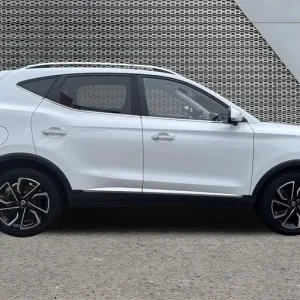 2024 MG ZS 1.0T GDi Exclusive 5-door hatchback - Image 2