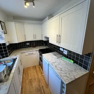 3-bedroom townhouse on Academy Road - Image 5