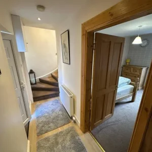 3-bedroom townhouse on Academy Road - Image 6