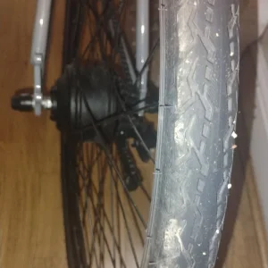 Rear e bike wheel and 36v motor - Image 3