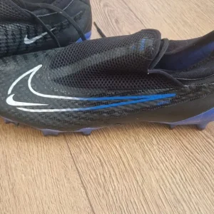 Nike Phantom GX Academy Boots - Image 2