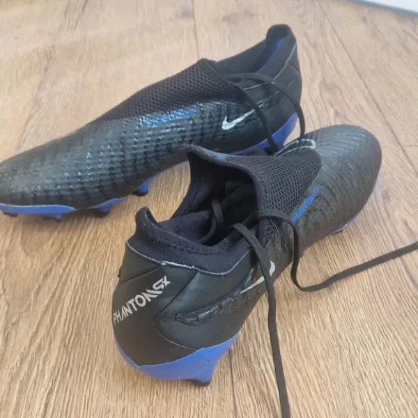 Nike Phantom GX Academy Boots