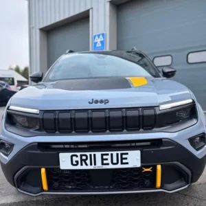 2025 Jeep Avenger 1.2 E-AWD e-Hybrid SUV - Image 3