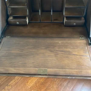 Dark wood bureau - Image 2