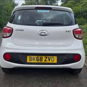 Hyundai I10 2018 1.0L Manual 5-door white hatchback - Image 4