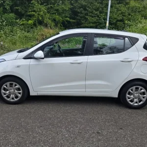 Hyundai I10 2018 1.0L Manual 5-door white hatchback - Image 5