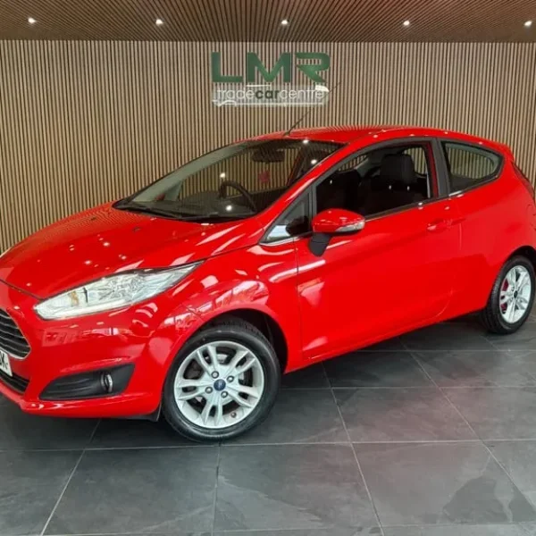FORD FIESTA 1.3 ZETEC 2015