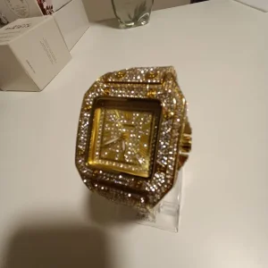 Cartier Santos men's iced gold watch - Image 8