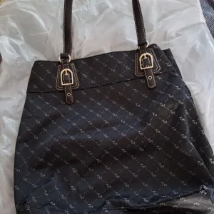 Large Tommy Hilfiger Bag - Image 5