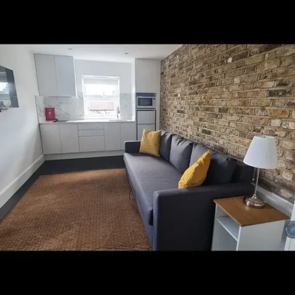 Studio flat in Penryn, Cornwall