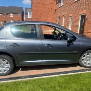 Peugeot 207 Hatchback 2009 Manual 1.36L 5-door - Image 7