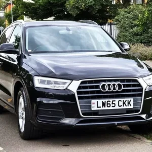 2025 Audi Q3 1.4 TFSi S Tronic Automatic - Image 5