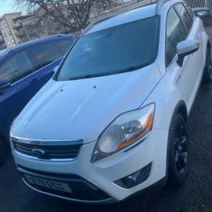 2011 Ford Kuga Titanium Estate Manual - Image 2