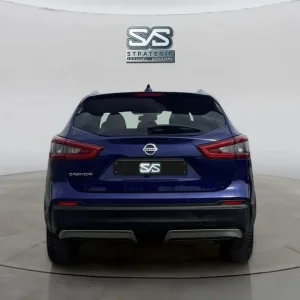 2017 Nissan Qashqai 1.6 dCi N-Connecta SUV - Image 7