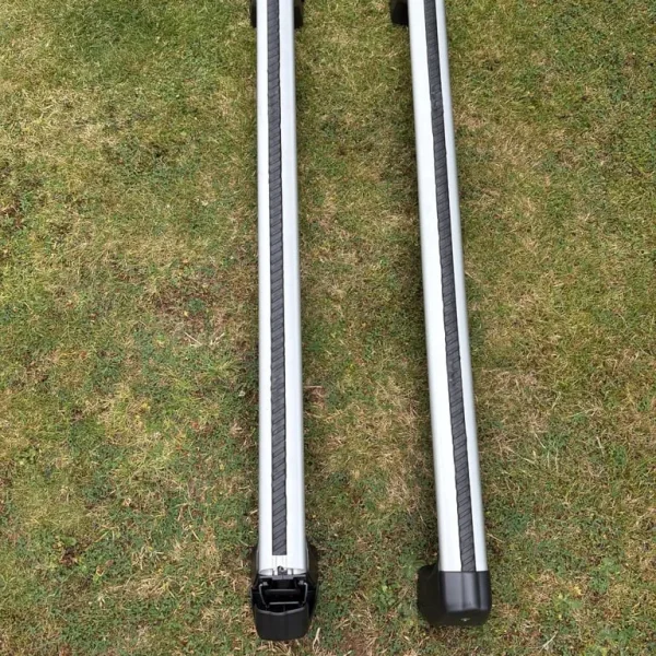 Land Rover Discovery 5 cross bars for roof box VPLRRO154