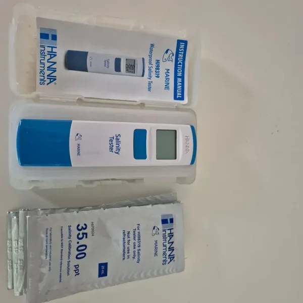 Aquarium Hanna Salinity Tester