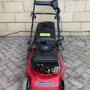 Mountfield self-propelled petrol lawnmower with electric key start - Image 3