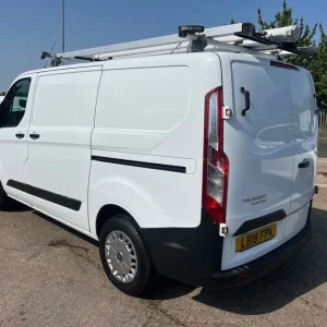 2018 Ford Transit Custom 2.0 TDCi Low Roof Panel Van - Image 4