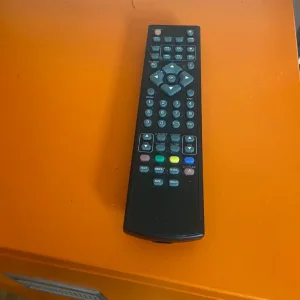 32-inch UMD TV with Remote and Multiple Inputs - Image 4