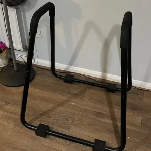 Amazon Basics Dip Fitness Bar – 87 x 80 x 97 cm, Black