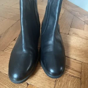 Joules boots women size 8 - Image 2