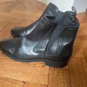 Joules boots women size 8 - Image 3