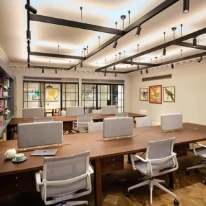 Furnished private offices with 2 to 60 desks - Image 4
