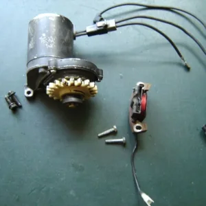 MTD 5.5HP mower starter motor and battery charging coil with wiring - Image 3