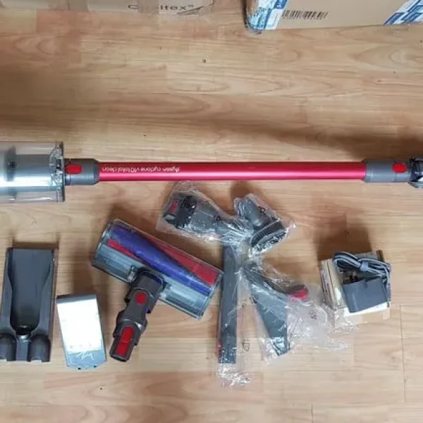 dyson cyclone v10 total clean cordless vacuum cleaner