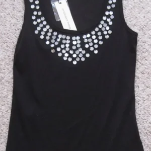 Ladies Tops and T-shirts sizes 8, 10 and 12 - Image 8