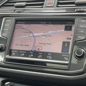 2017 Volkswagen Tiguan 2.0 BiTDI BlueMotion Tech SEL SUV - Image 3