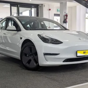2021 Tesla Model 3 Standard Range Plus - Image 4