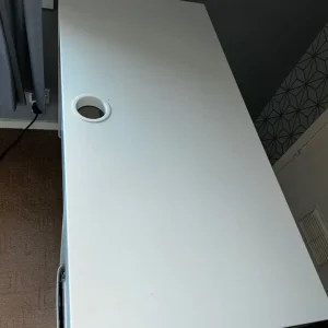 IKEA malm office desk - Image 4