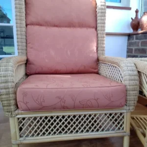 Conservatory Garden Chair with Side Table - Image 2