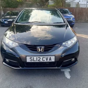 Honda Civic 1.8 2012 manual 5-door hatchback - Image 3