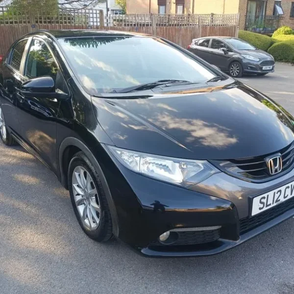 Honda Civic 1.8 2012 manual 5-door hatchback