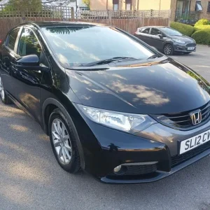 Honda Civic 1.8 2012 manual 5-door hatchback