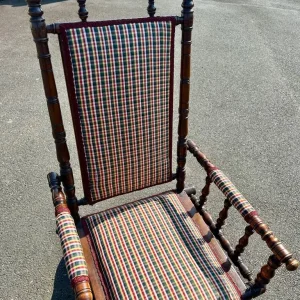 Antique American Platform Rocking Chair – Victorian Style - Image 7