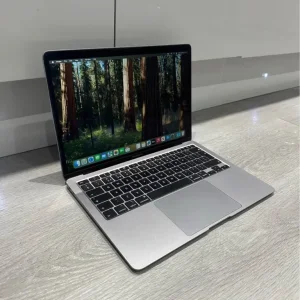 13” 2020 MacBook Air Space Gray - Image 2
