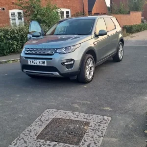 Land Rover Discovery Sport Estate 2017 - Image 2