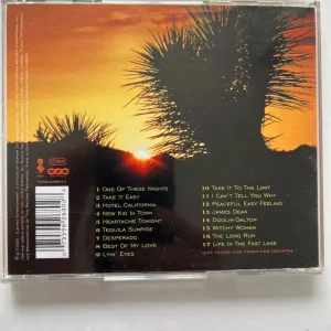THE VERY BEST OF THE EAGLES (UK AUDIO CD, 2001) - Image 2