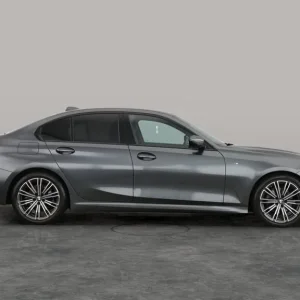 2021 BMW 3 Series 320i M Sport Saloon - Image 6