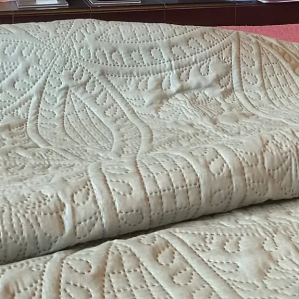 Ringley home collection king size throw